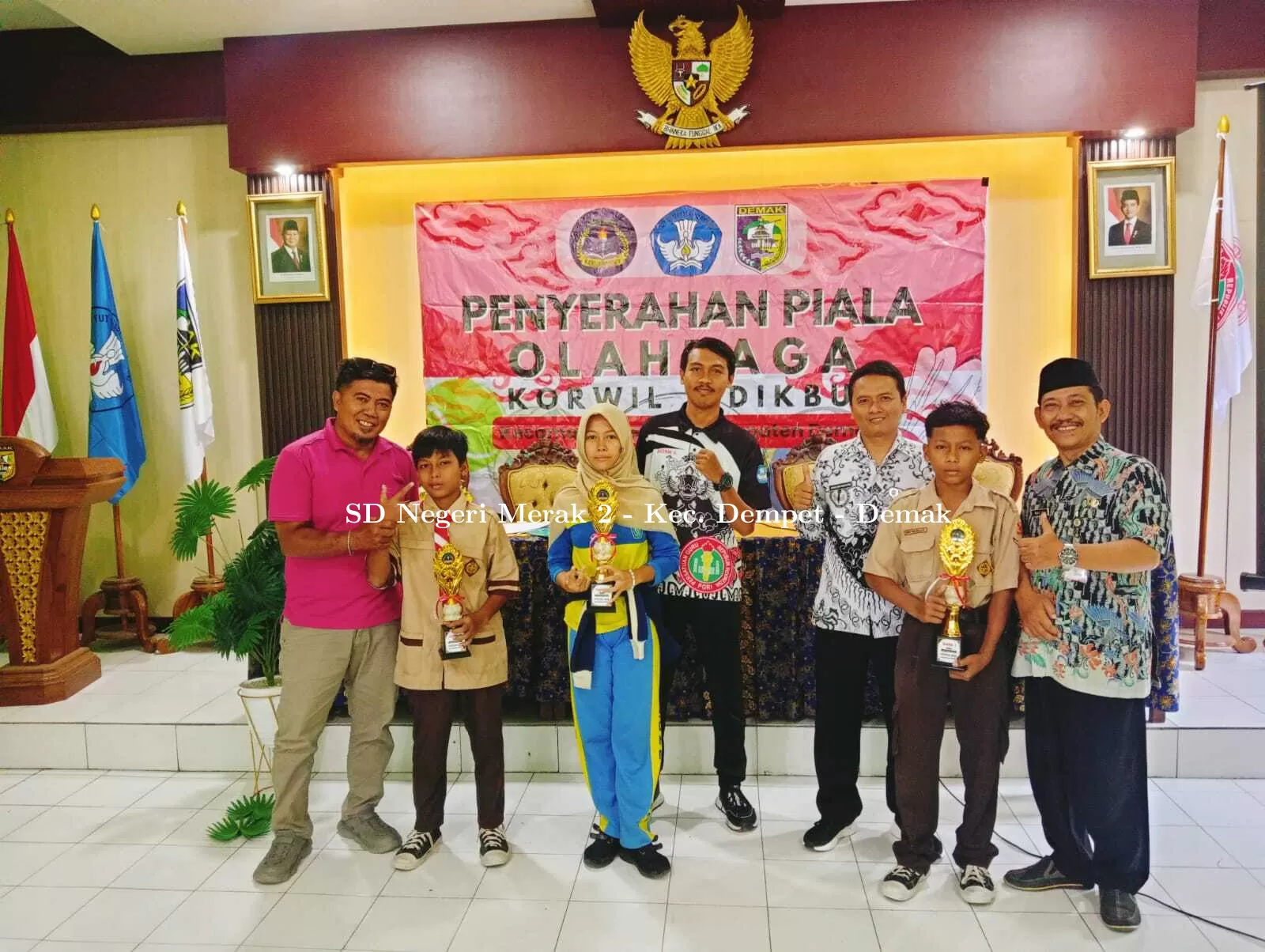 SDN Merak 2 Cetak Rekor: Borong 8 Piala di Ajang POPDA Kecamatan Dempet