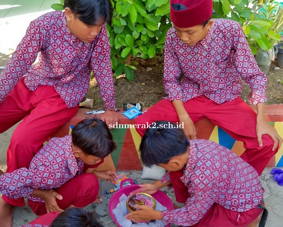 SDN Merak 2 Ajak Siswa Belajar sambil Bersenang-senang
