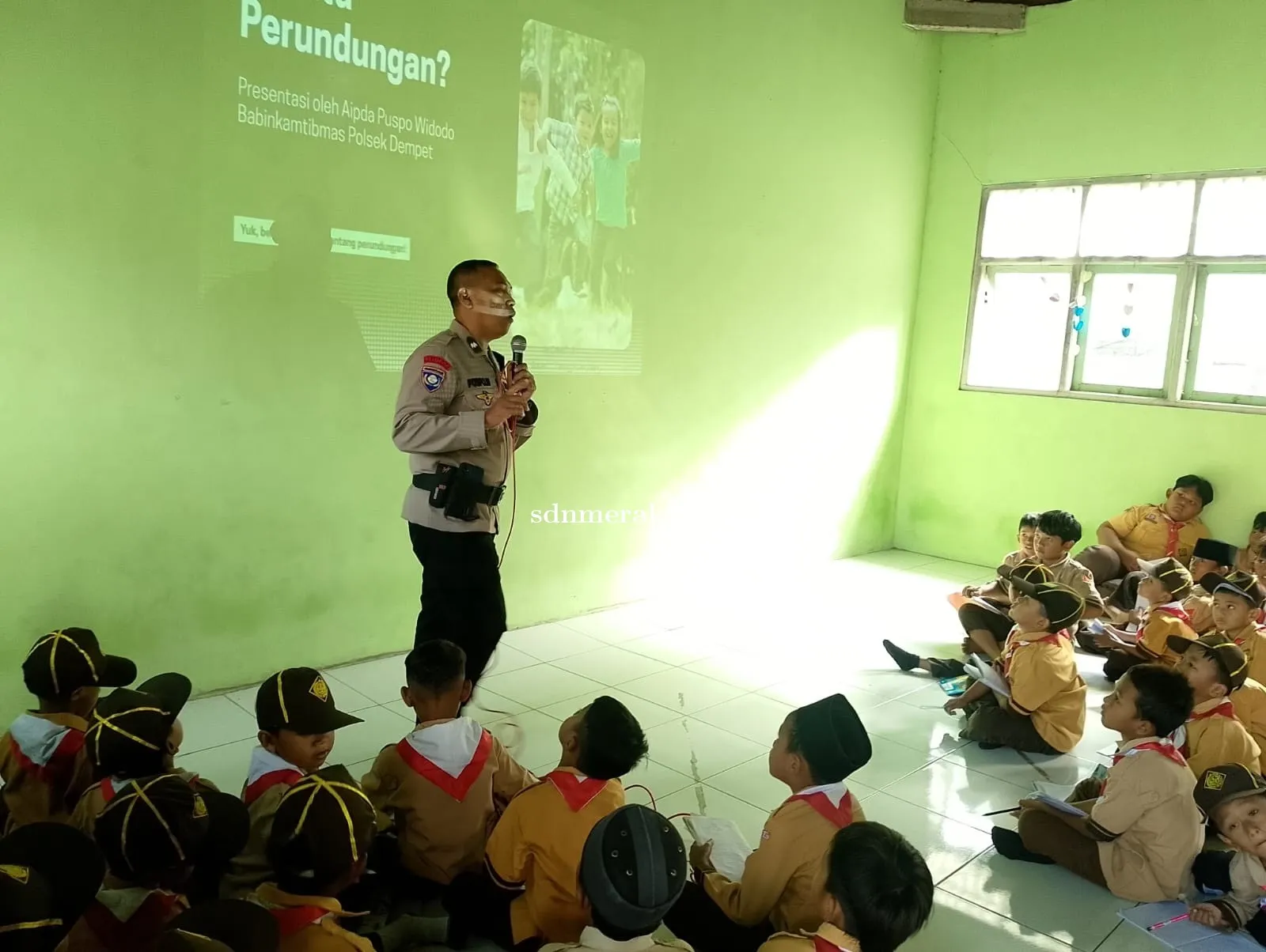 Belajar Anti-Bullying Bersama Polisi, Murid SDN Merak 2 Jadi Lebih Paham Bahayanya